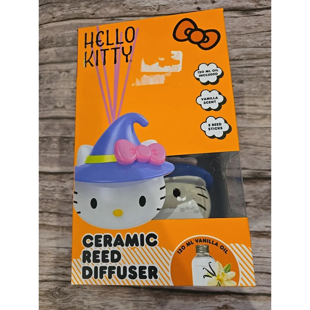 Sanrio Halloween Witch Hello Kitty Ceramic Reed Diffuser(Vanilla Scent)NIB (054)